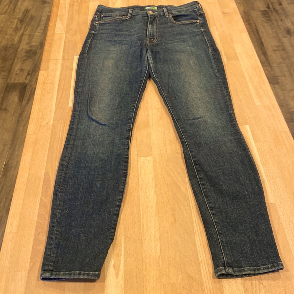 Mother high waisted looker girl crush jeans size 27 w/ 29” inseam